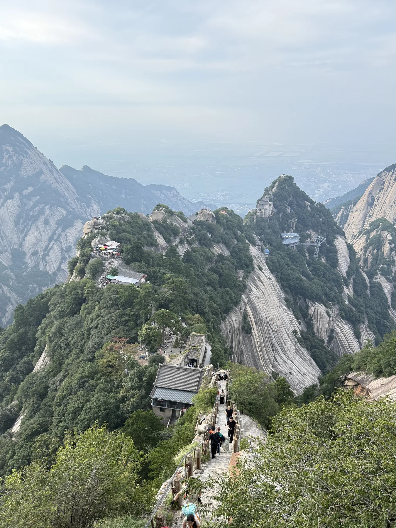 North Peak seen from a viewpoint along the Huashan route