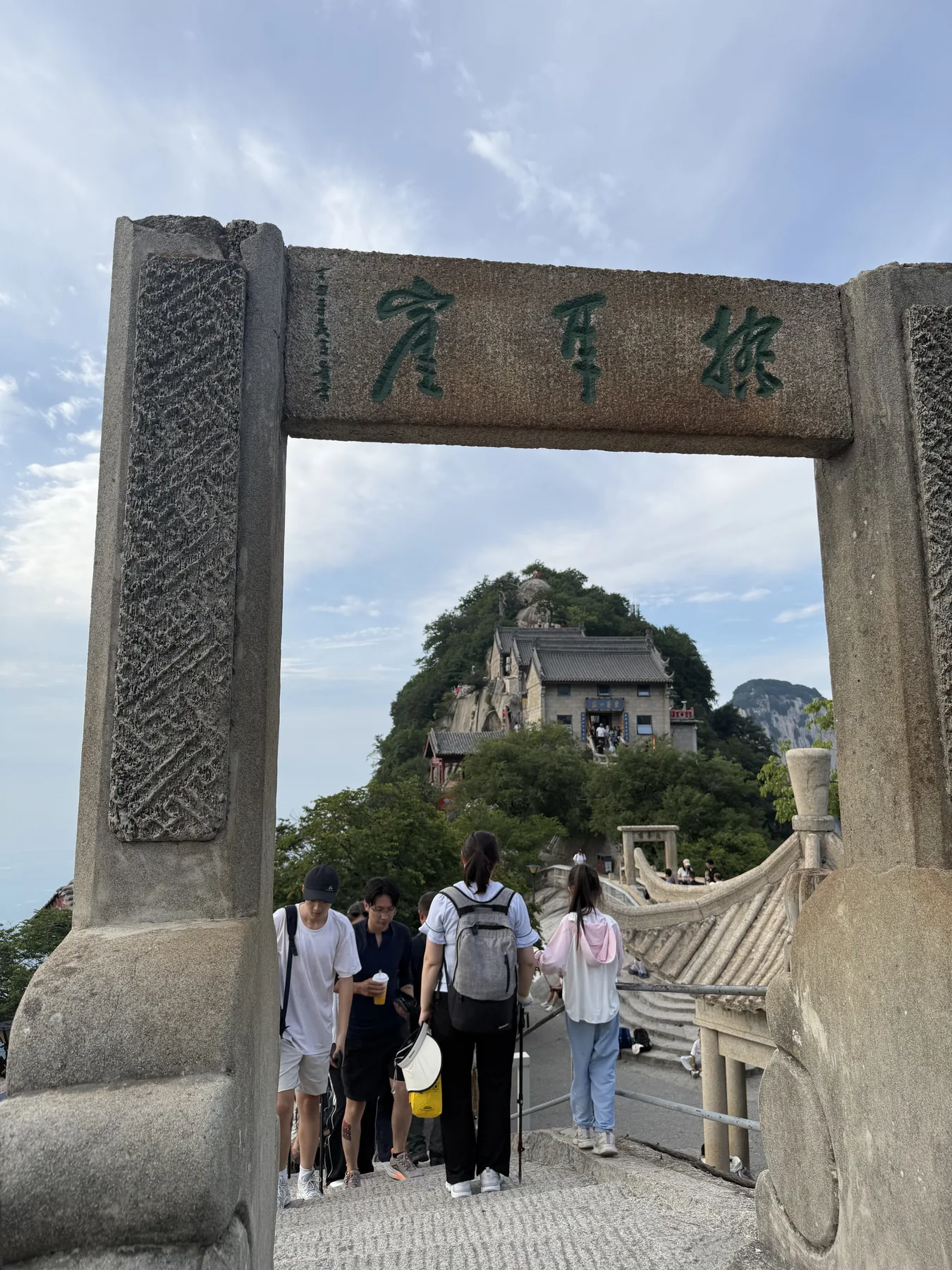 Caer Cliff section on the route toward North Peak at Huashan